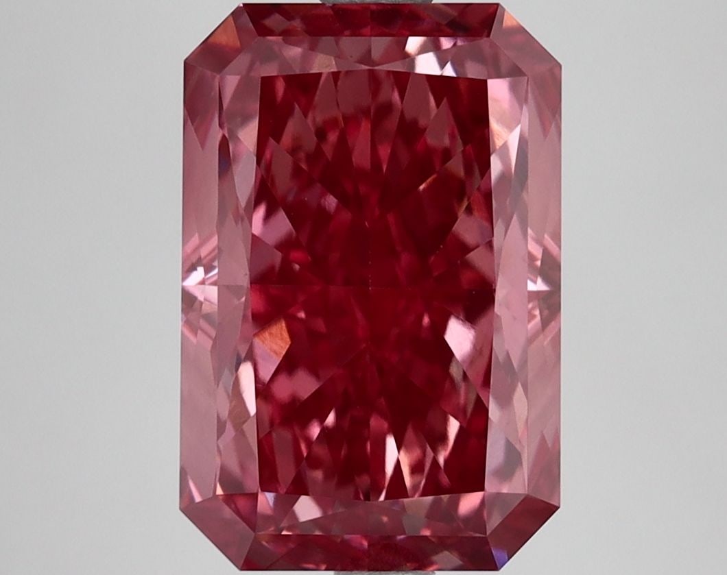 Loose Lab Diamond IGI Radiant 4.46ct Fancy Vivid Pink VS1: Loose Lab Diamond IGI Radiant 4.46ct Fancy Vivid Pink VS1 Loose lab-grown diamond, 4.46ct, Radiant cut, Fancy Vivid Pink color, VS1 clarity, IGI certified, measurements 11.33 x 7.59 x 5.36mm. Item Spe