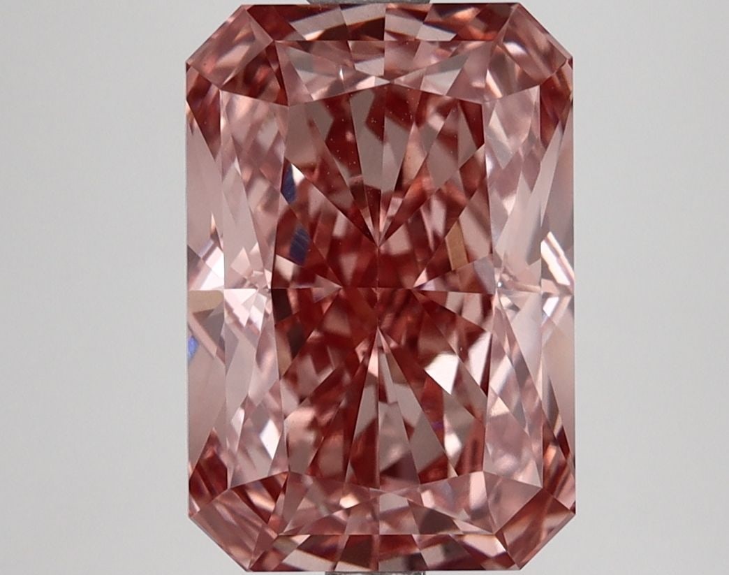 Loose Lab Diamond IGI Radiant 4.32ct Fancy Vivid Brownish Pink VVS2: Loose Lab Diamond IGI Radiant 4.32ct Fancy Vivid Brownish Pink VVS2 Loose Lab Diamond IGI Radiant, 4.32ct, Fancy Vivid Brownish Pink color, VVS2 clarity, EX polish, EX symmetry, measures 11.12L x 7.59
