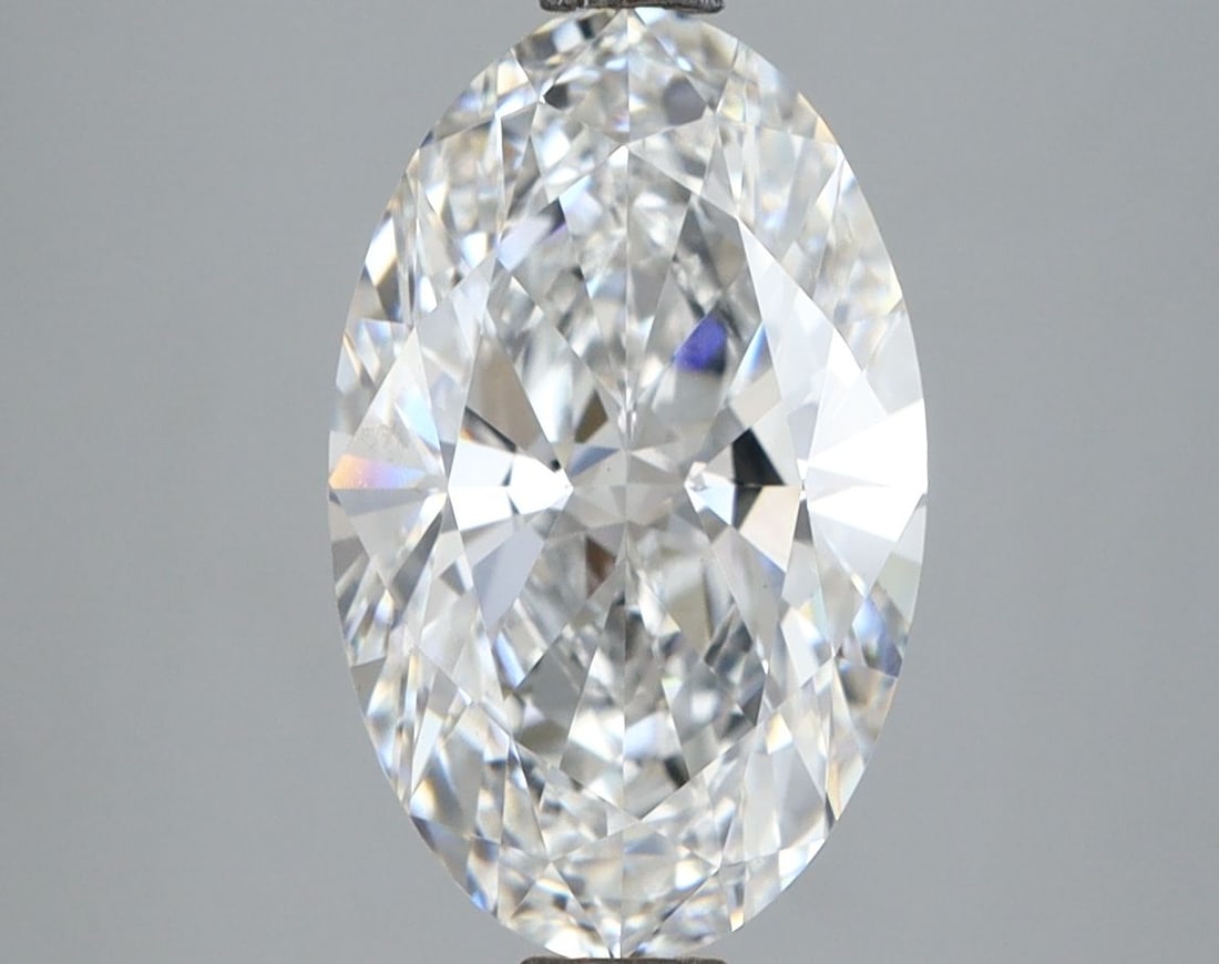 Loose Lab Diamond IGI Oval 3.04ct E VVS2: Loose Lab Diamond IGI Oval 3.04ct E VVS2 Loose Lab Diamond IGI Oval, 3.04 ct, with E color and VVS2 clarity. Certified by IGI, it exhibits excellent polish and symmetry. Item Specifics: Source: This I