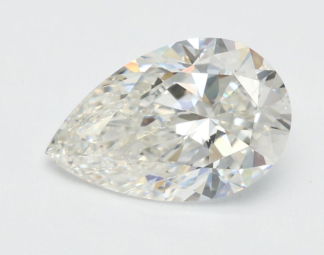 Loose Lab Diamond IGI Pear 2.1ct G VS2: Loose Lab Diamond IGI Pear 2.1ct G VS2 Loose Lab Diamond, IGI certified, weighing 2.1ct with a G color and VS2 clarity. Features excellent polish and symmetry, with dimensions of 11.02L X 7.09W X 4.45