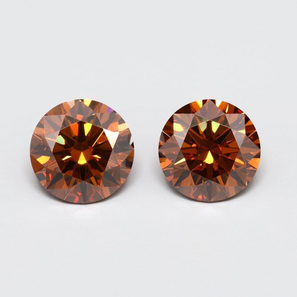 Loose Lab Diamond Round 2.04ct Fancy Red VS1: Loose Lab Diamond Round 2.04ct Fancy Red VS1 Loose Lab Diamond Round, 2.04ct, Fancy Red, VS1 clarity, with very good polish and symmetry, measuring 8.19L x 8.19W x 4.9H, not certified. Item Specifics: