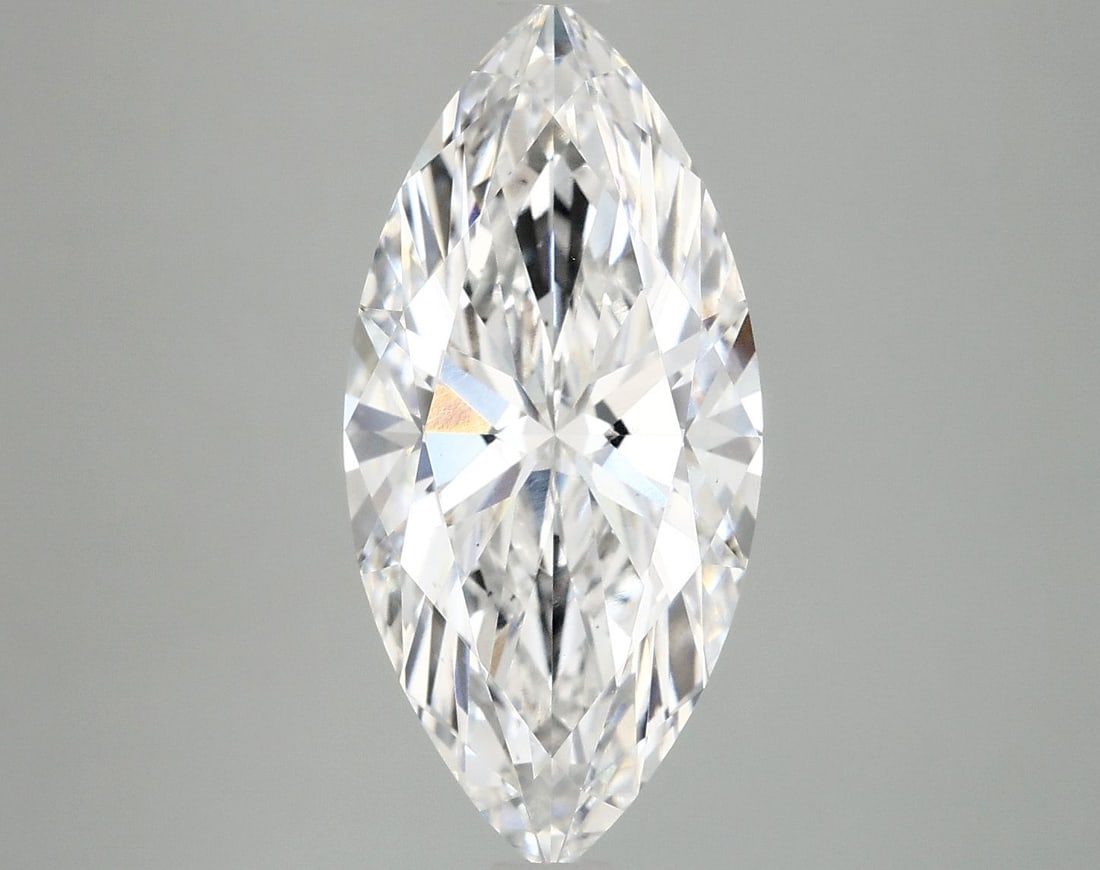 Loose Lab Diamond IGI Marquise 4.04ct E VS2: Loose Lab Diamond IGI Marquise 4.04ct E VS2 Loose Lab Diamond IGI Marquise 4.04ct in E color with VS2 clarity, polished to excellent standard, measuring 17.31L x 8.25W x 5.02H mm, certified by IGI. It