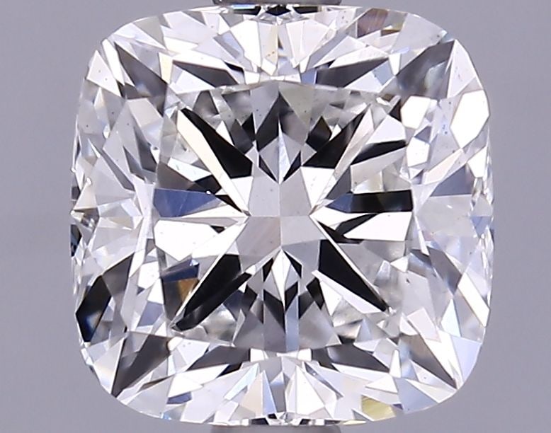 Loose Lab Diamond 1.65ct IGI Cushion Brilliant E VS2: Loose Lab Diamond 1.65ct IGI Cushion Brilliant E VS2 Loose lab-grown cushion brilliant diamond weighing 1.65 ct, with E color and VS2 clarity, certified by IGI. Dimensions are 6.83L x 6.82W x 4.58H. I
