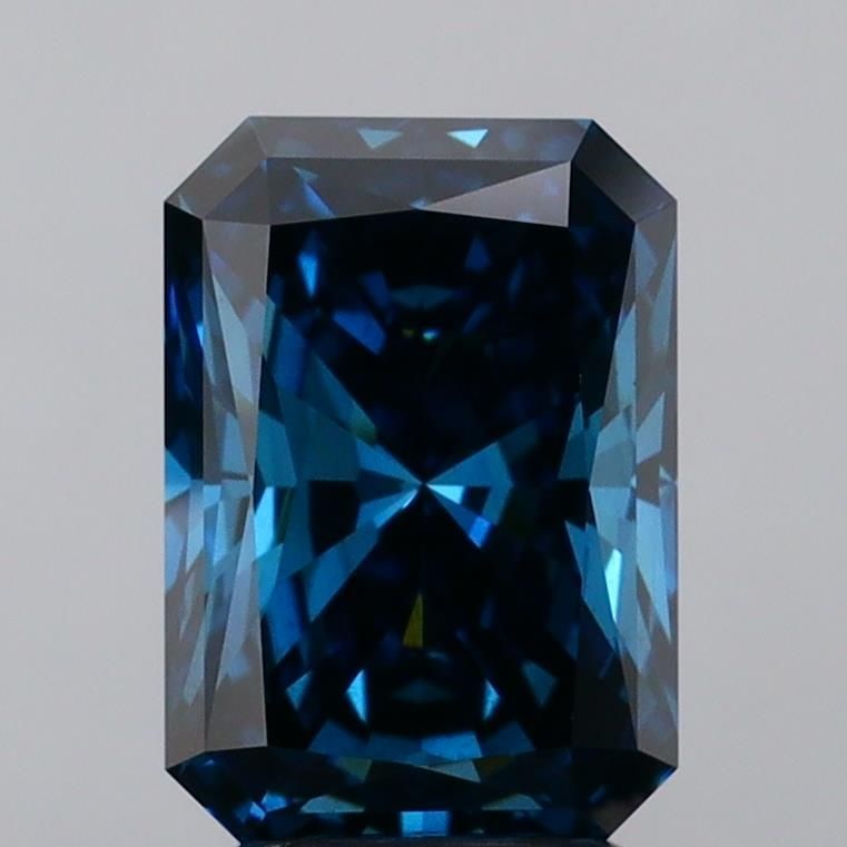 Loose Lab Diamond Radiant 3.1ct Fancy Vivid Blue VS2: Loose Lab Diamond Radiant 3.1ct Fancy Vivid Blue VS2 Loose Lab Diamond Radiant 3.1ct in Fancy Vivid Blue with VS2 clarity, featuring very good polish and symmetry. No certification available, with mea