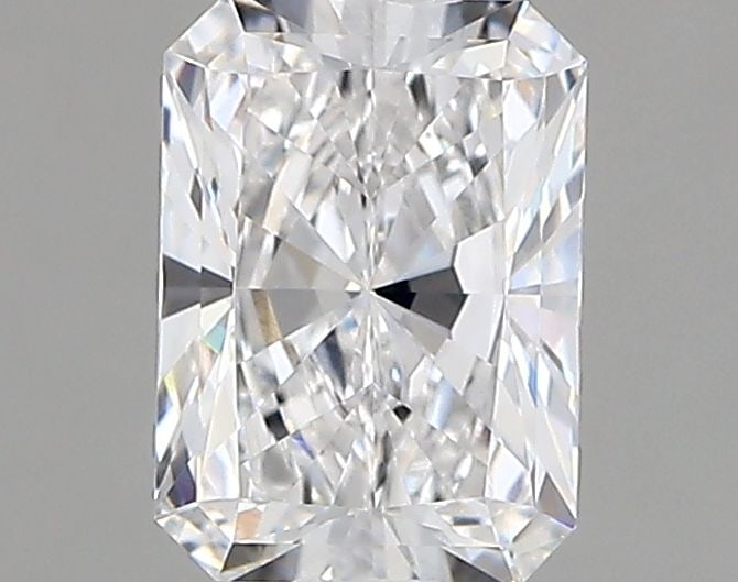 Loose Lab Diamond IGI Radiant 1.03ct D VVS2: Loose Lab Diamond IGI Radiant 1.03ct D VVS2 Loose Lab Diamond IGI Radiant 1.03ct D VVS2, featuring excellent polish and symmetry, certified by IGI, and measures 6.92L x 4.95W x 3.45H. Item