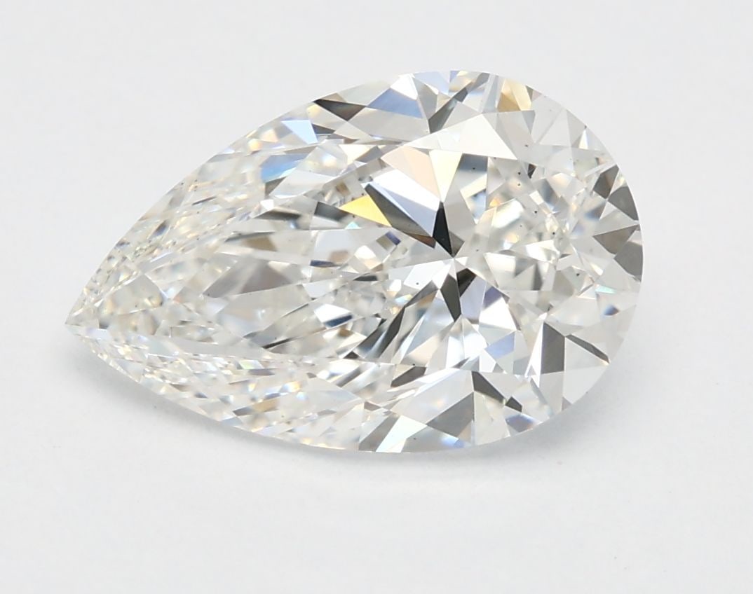Loose Lab Diamond IGI Pear 2.1ct F VS2: Loose Lab Diamond IGI Pear 2.1ct F VS2 Loose lab-grown diamond certified by IGI, weighing 2.1ct in a pear cut, with an F color, VS2 clarity, and excellent polish and symmetry. Measurements are 10.76L