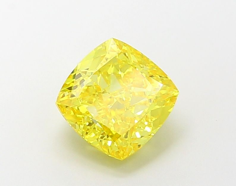 Loose Lab Diamond IGI Cushion Modified 2.63ct Fancy Vivid Yellow VS1: Loose Lab Diamond IGI Cushion Modified 2.63ct Fancy Vivid Yellow VS1 Loose Lab Diamond IGI Cushion Modified 2.63ct in Fancy Vivid Yellow color with VS1 clarity, featuring very good polish and symmetry