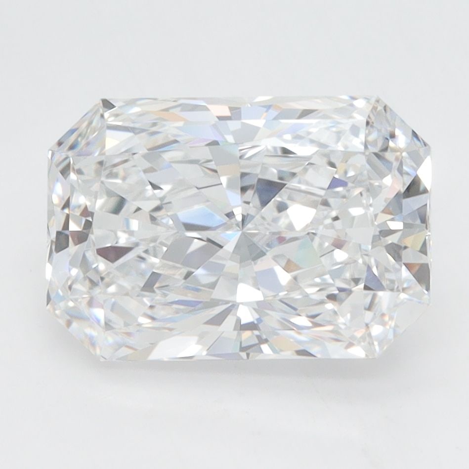Loose Lab Diamond IGI Radiant 3.09ct D VVS2: Loose Lab Diamond IGI Radiant 3.09ct D VVS2 Loose lab diamond weighing 3.09 carats in a radiant cut with D color and VVS2 clarity, featuring excellent polish and symmetry; certified by IGI. Item Speci