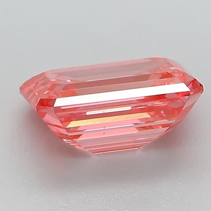 Loose Lab Diamond IGI 1.94ct Emerald Fancy Vivid Pink VS2: Loose Lab Diamond IGI 1.94ct Emerald Fancy Vivid Pink VS2 The 1.94ct emerald-cut Loose Lab Diamond, certified by IGI, boasts a Fancy Vivid Pink color, VS2 clarity, and dimensions of 8.16L x 5.99W x 4.
