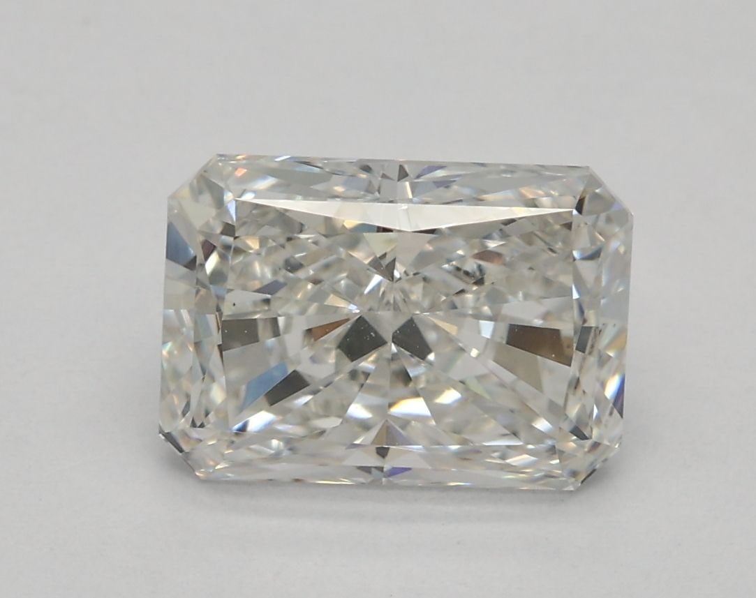 IGI Loose Lab Diamond Radiant 2.09ct G VS1: IGI Loose Lab Diamond Radiant 2.09ct G VS1 IGI Loose Lab Diamond Radiant 2.09ct G VS1, showcasing excellent polish and symmetry, with measurements of 8.57L x 6.23W x 4.3H and IGI certification. Item S
