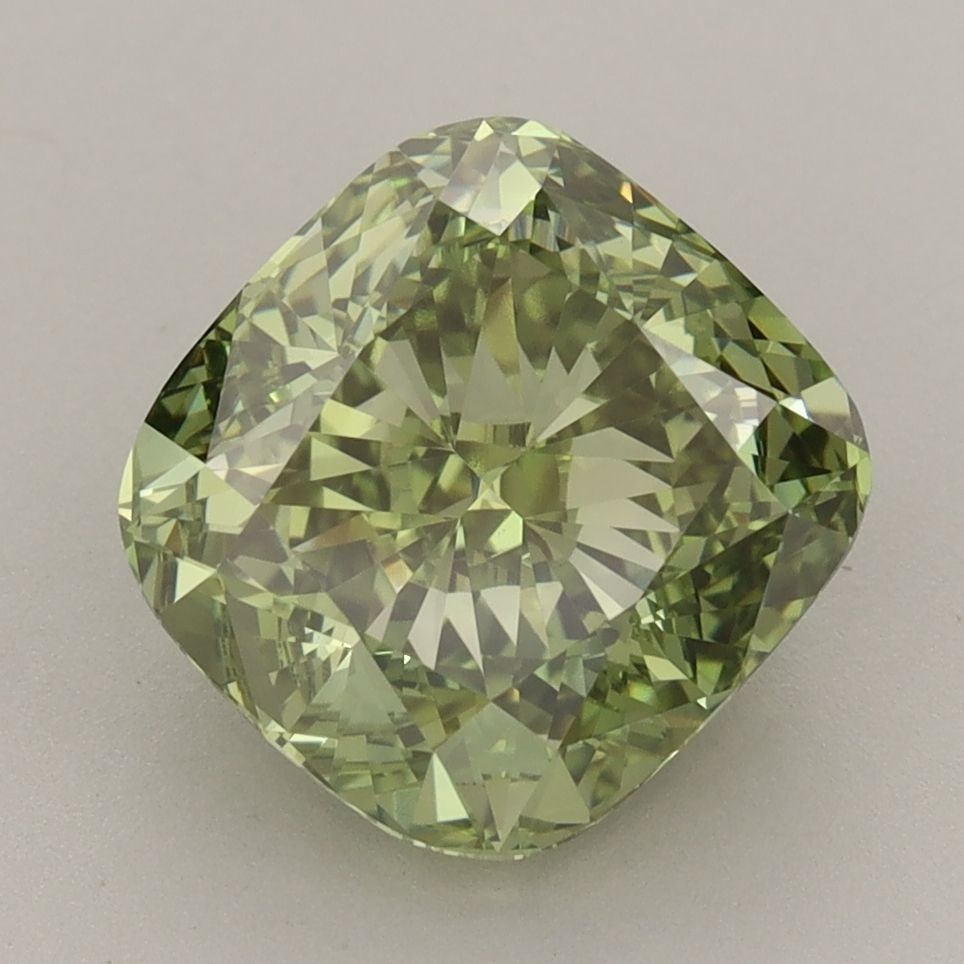 Loose Lab Diamond IGI Cushion Modified 4.07ct Fancy Vivid Green VVS2: Loose Lab Diamond IGI Cushion Modified 4.07ct Fancy Vivid Green VVS2 Loose Lab Diamond IGI Cushion Modified 4.07ct Fancy Vivid Green VVS2, polished to very good standards, measuring 9.29L x 8.91W x 5.