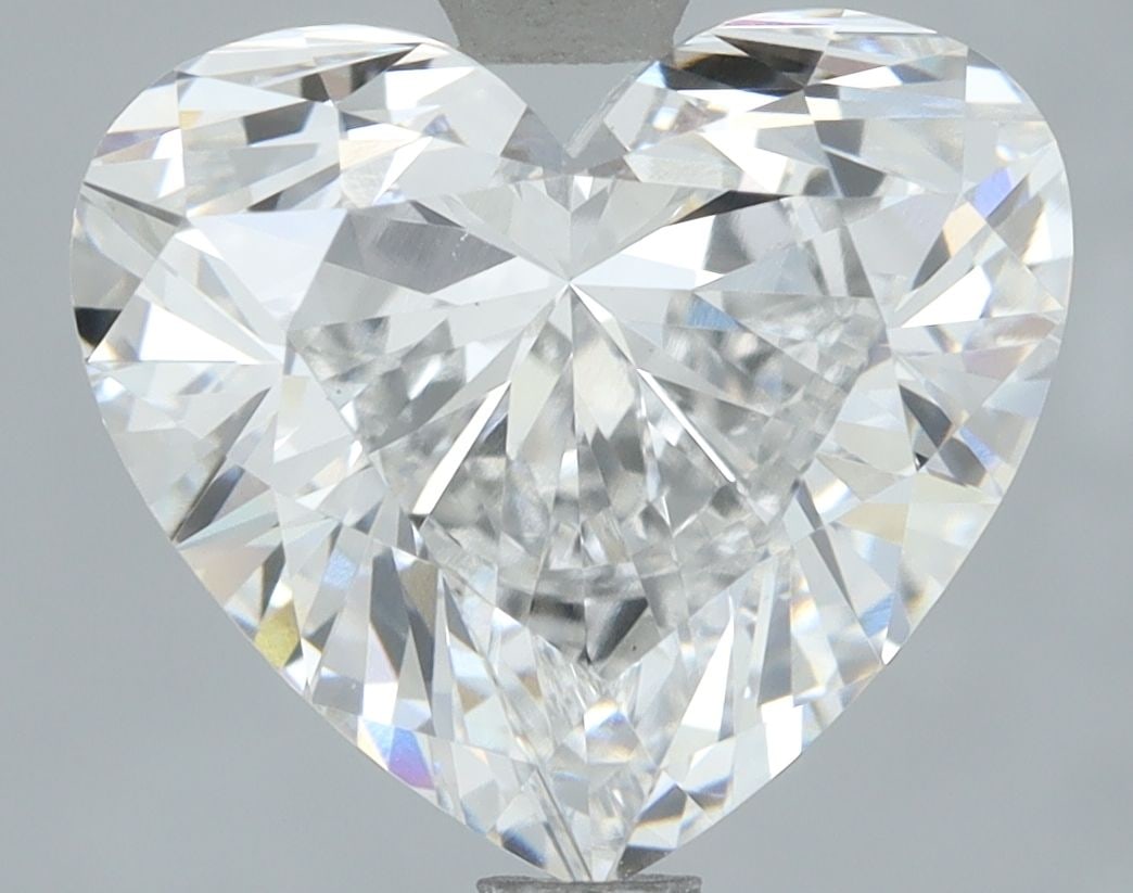 IGI Heart 2.8ct D VS1 - Loose Diamond: IGI Heart 2.8ct D VS1 - Loose Diamond IGI Heart Loose Diamond weighing 2.8ct, D color, and VS1 clarity, featuring excellent polish and symmetry, certified by IGI. Item Specifics: Source: This Is A Rea