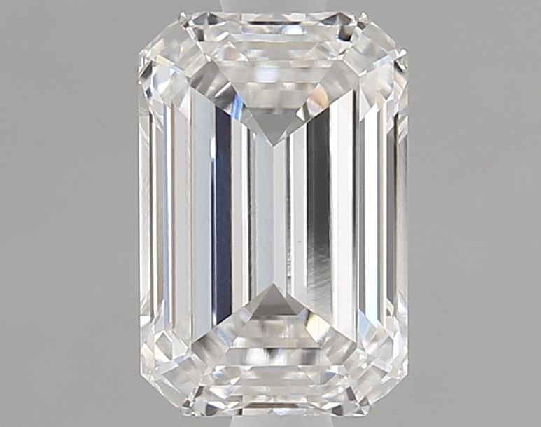 Loose Lab Diamond 1.53ct F VVS2 - IGI Emerald: Loose Lab Diamond 1.53ct F VVS2 - IGI Emerald Loose Lab Diamond IGI Emerald, weighing 1.53ct, boasts color F and clarity VVS2, with excellent polish and symmetry, measuring 8.07L x 5.35W x 3.51H. Cert