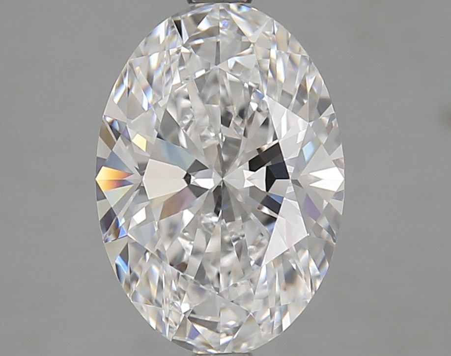 Loose Lab Diamond 3.22ct D VVS2 - GIA Oval: Loose Lab Diamond 3.22ct D VVS2 - GIA Oval Loose Lab Diamond weighing 3.22ct, color D, clarity VVS2, certified by GIA, with measurements of 11.81L x 8.3W x 5.22H mm. Item Specifics: Source: This Is A