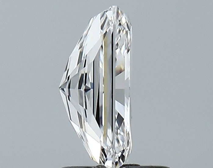 Loose Lab Diamond GIA Radiant 1.33ct E VVS2: Loose Lab Diamond GIA Radiant 1.33ct E VVS2 This loose lab-grown diamond weighs 1.33 ct, features a radiant cut, and has an E color with VVS2 clarity. It is certified by GIA and measures 8.13L x 5.46W