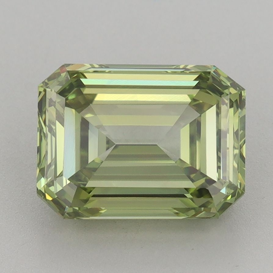IGI Emerald 3.04ct Fancy Vivid Green VVS2 - Loose Diamond: IGI Emerald 3.04ct Fancy Vivid Green VVS2 - Loose Diamond IGI Emerald 3.04ct Fancy Vivid Green VVS2 loose diamond with a VG polish and VG symmetry, measuring 9.45L x 7.05W x 4.45H, certified by IGI. I