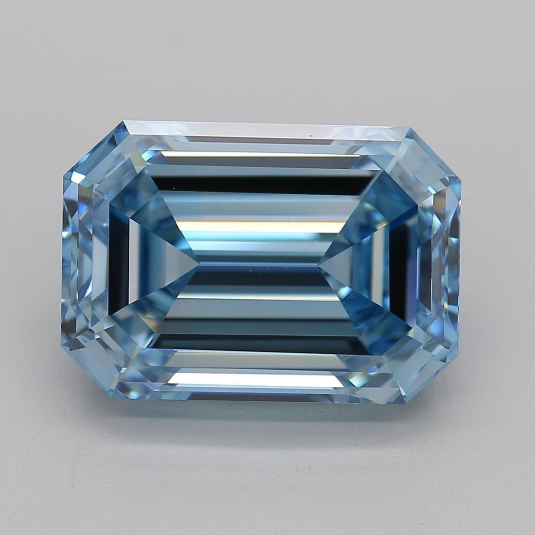 Loose Lab Diamond IGI Emerald 4.08ct Fancy Vivid Blue VVS2: Loose Lab Diamond IGI Emerald 4.08ct Fancy Vivid Blue VVS2 Loose lab-grown diamond, IGI certified, emerald cut, 4.08ct, Fancy Vivid Blue color, VVS2 clarity, polished with VG symmetry, measuring 10.92
