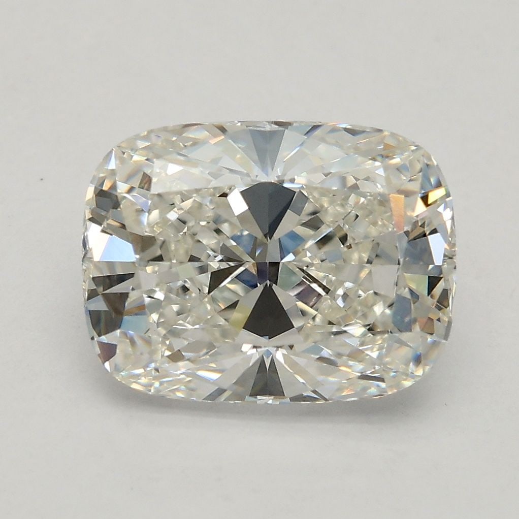 Loose Lab Diamond IGI Cushion Brilliant 2.08ct G VVS2: Loose Lab Diamond IGI Cushion Brilliant 2.08ct G VVS2 This loose lab-grown cushion brilliant diamond weighs 2.08ct, has a G color, and clarity grade of VVS2. It is IGI certified with measurements of 8