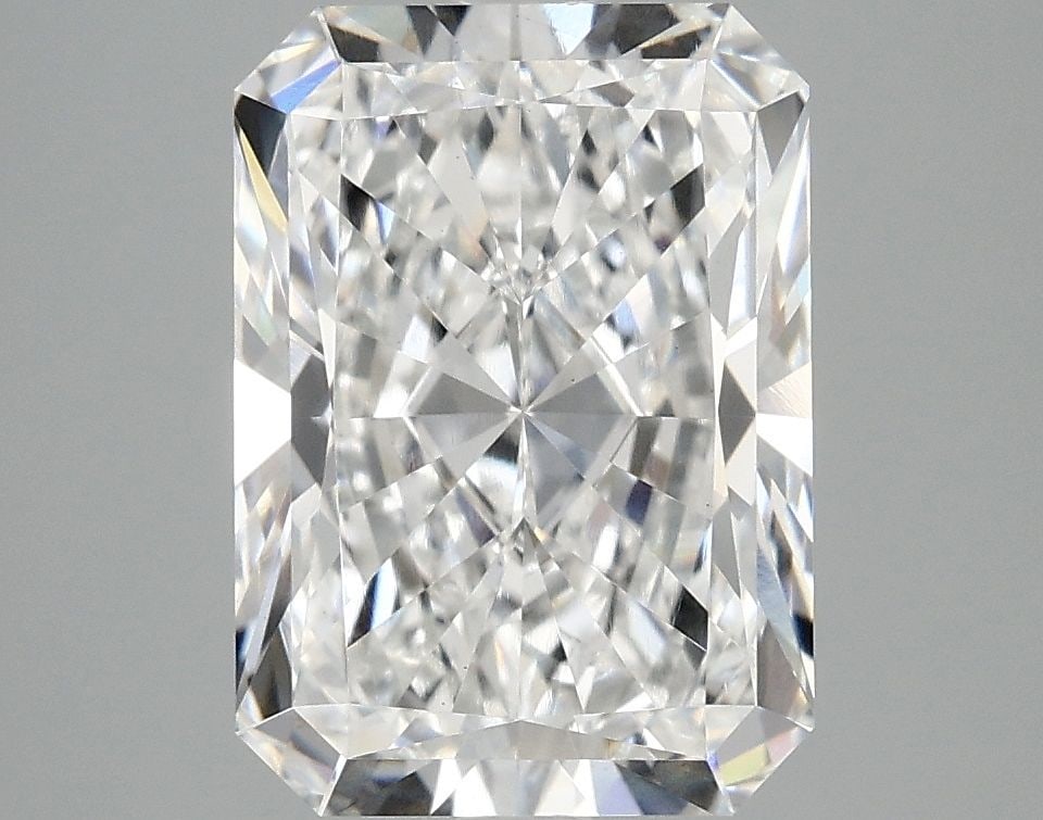 Loose Lab Diamond IGI Radiant 4.07ct E VS1: Loose Lab Diamond IGI Radiant 4.07ct E VS1 Loose Lab Diamond IGI Radiant 4.07ct E color with VS1 clarity, showcasing EX polish and symmetry; certified by IGI. Item Specifics: Source: This Is A Real Di