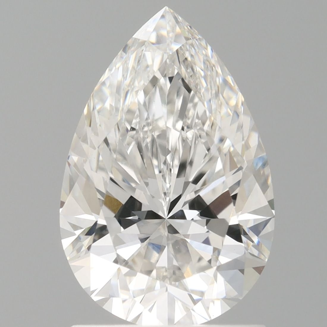 Loose Lab Diamond 1.55ct IGI Pear E VVS2: Loose Lab Diamond 1.55ct IGI Pear E VVS2 Loose lab-grown diamond weighing 1.55 ct, pear cut, color E, clarity VVS2, with excellent polish and symmetry. Certified by IGI, measurements are 9.83L x 6.54W