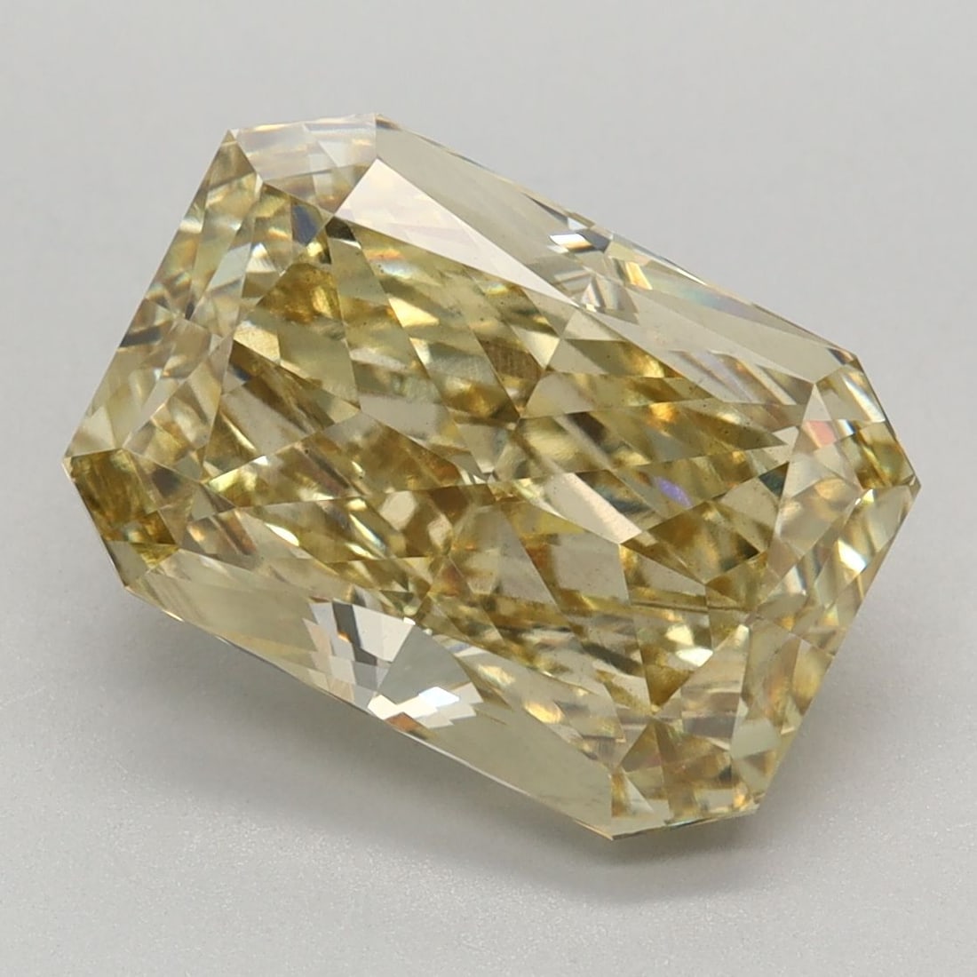 IGI 3.73ct Radiant Fancy Intense Yellow VS2 - Loose Lab Diamond: IGI 3.73ct Radiant Fancy Intense Yellow VS2 - Loose Lab Diamond IGI certified 3.73ct Radiant Loose Lab Diamond in Fancy Intense Yellow color with VS2 clarity, featuring excellent polish and symmetry.