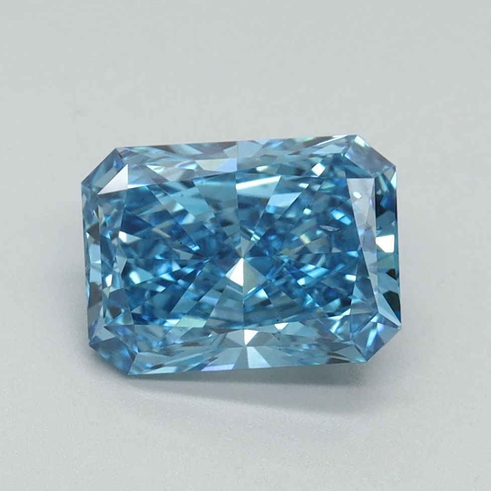 Loose Lab Diamond IGI Radiant 1.81ct Fancy Vivid Blue VS2: Loose Lab Diamond IGI Radiant 1.81ct Fancy Vivid Blue VS2 Loose lab-grown diamond, IGI certified, weighing 1.81ct with a radiant cut, fancy vivid blue color, and VS2 clarity. Dimensions are 8.6L x 6.2