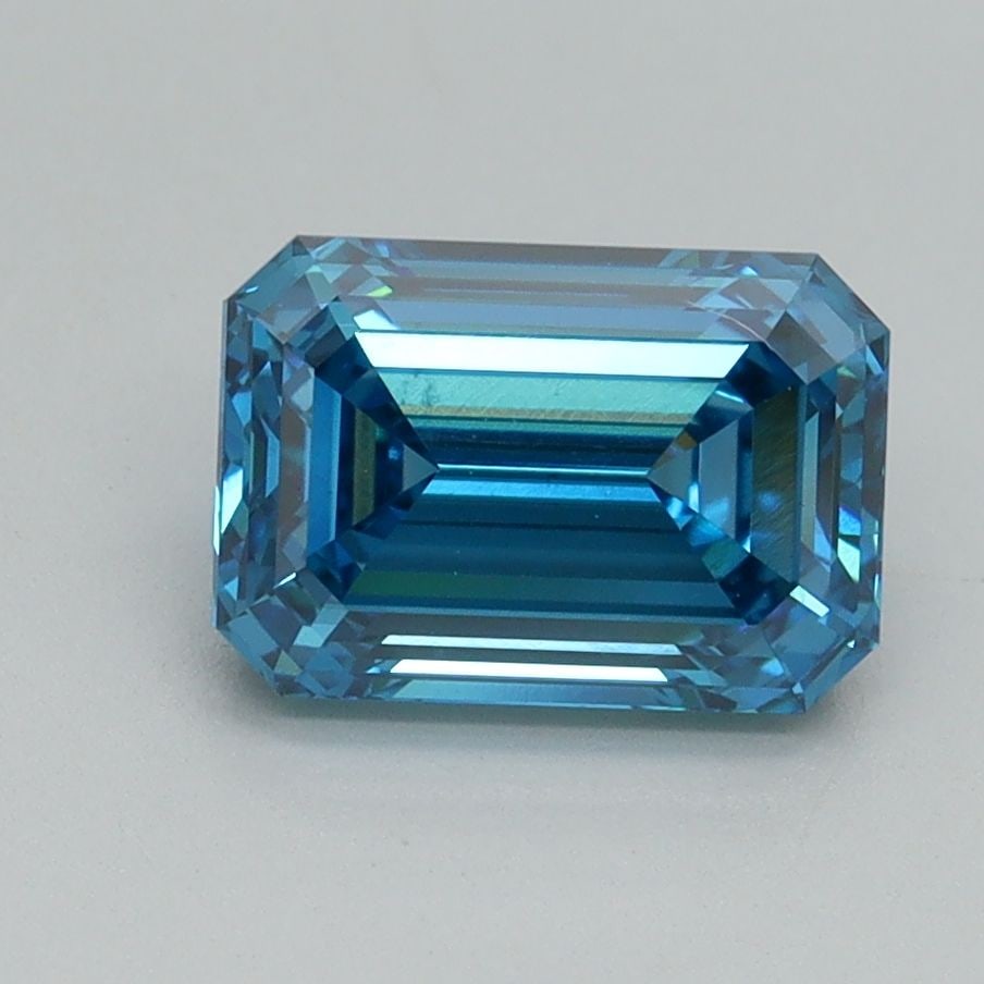 Loose Lab Diamond IGI Emerald 1.77ct Fancy Vivid Blue VS1: Loose Lab Diamond IGI Emerald 1.77ct Fancy Vivid Blue VS1 Loose lab-grown diamond certified by IGI, emerald cut, 1.77ct, fancy vivid blue color, clarity VS1, featuring excellent polish and symmetry, m