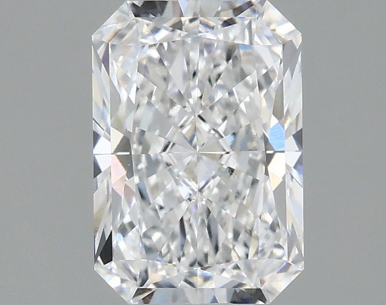 Loose Lab Diamond IGI Radiant 1.53ct D VS2: Loose Lab Diamond IGI Radiant 1.53ct D VS2 Loose lab-grown diamond weighing 1.53ct with a radiant cut, color D, clarity VS2, certified by IGI. Measurements are 8.25L x 5.68W x 3.79H. Item Specifics:
