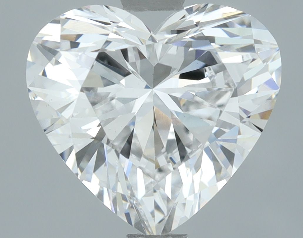 Loose Lab Diamond IGI Heart 2.16ct D VS1: Loose Lab Diamond IGI Heart 2.16ct D VS1 Loose lab-grown diamond weighing 2.16 carats, heart cut, color D, clarity VS1, certified by IGI, with excellent polish and symmetry. Item Specifics: Source: Th