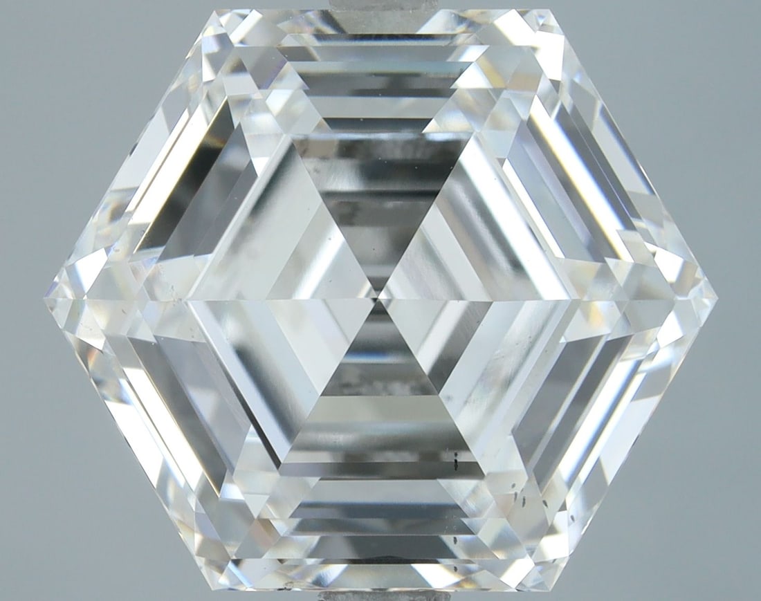 Loose Lab Diamond IGI Hexagonal 4.1ct E VS2 (1 of 1)