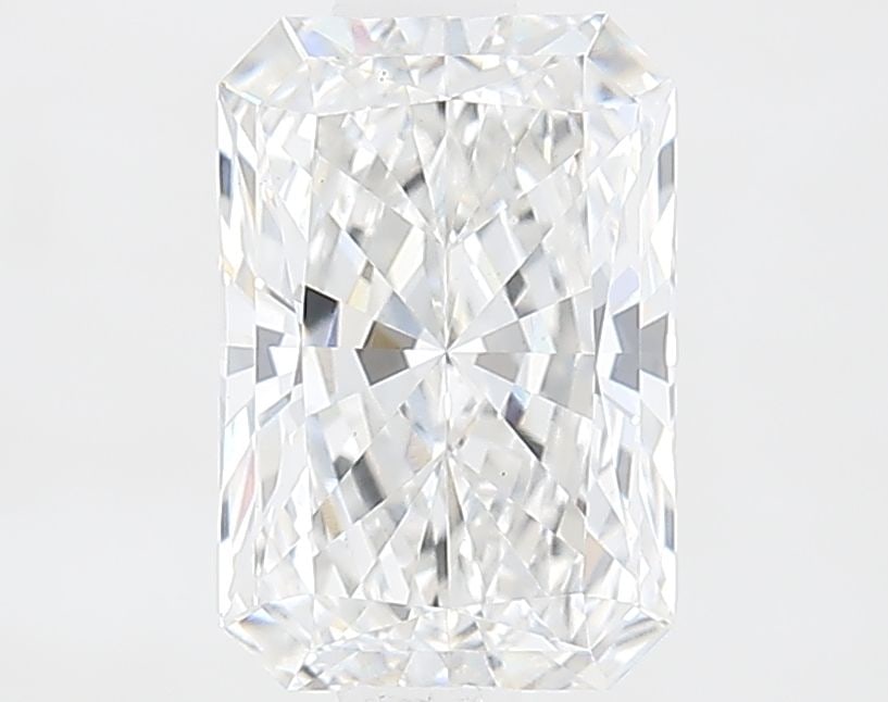 Loose Lab Diamond IGI Radiant 1.44ct F VS1: Loose Lab Diamond IGI Radiant 1.44ct F VS1 Loose lab-grown diamond, IGI certified, weighing 1.44 ct in a radiant cut, with an F color and VS1 clarity. It boasts excellent polish and symmetry, measurin