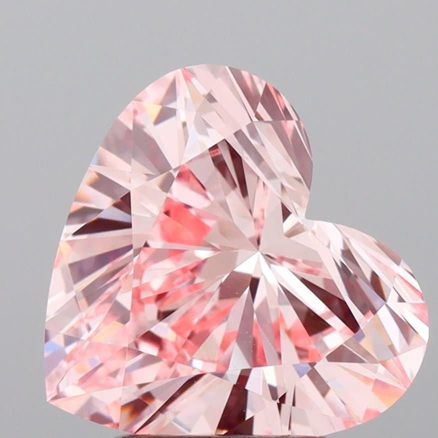 Loose Lab Diamond IGI Heart 2.57ct Fancy Vivid Pink VVS2: Loose Lab Diamond IGI Heart 2.57ct Fancy Vivid Pink VVS2 Loose Lab Diamond IGI Heart shape weighing 2.57ct with Fancy Vivid Pink color and clarity VVS2, featuring excellent polish and symmetry, certif