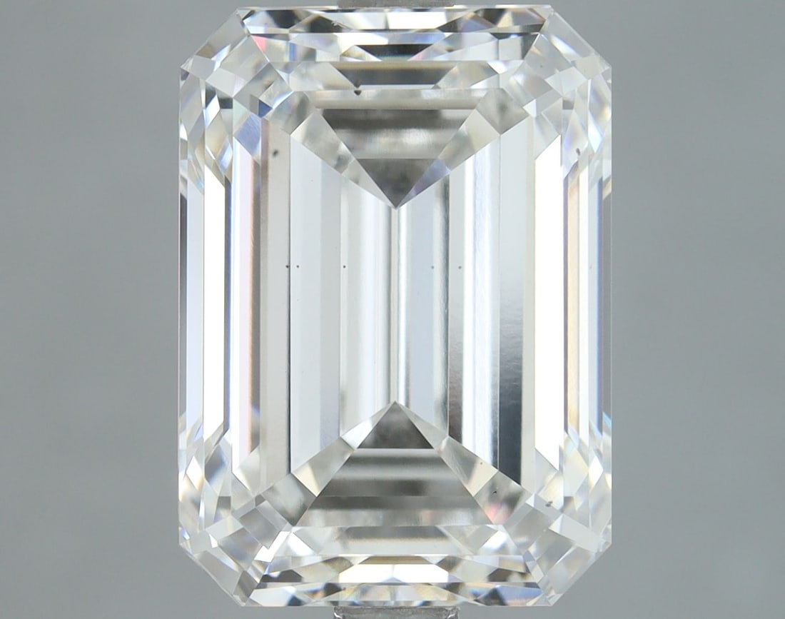 Loose Lab Diamond IGI Emerald 4.02ct G VS2: Loose Lab Diamond IGI Emerald 4.02ct G VS2 Loose lab-grown diamond, IGI certified, emerald cut, 4.02ct, color G, clarity VS2, featuring excellent polish and symmetry; measurements are 10.39L x 7.48W x