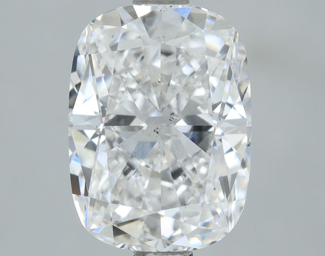 Loose Lab Diamond IGI Cushion Brilliant 2.0ct E SI1: Loose Lab Diamond IGI Cushion Brilliant 2.0ct E SI1 This 2.0ct cushion brilliant loose lab-grown diamond presents an E color and SI1 clarity, with IGI certification. Item Specifics: Source: This Is A