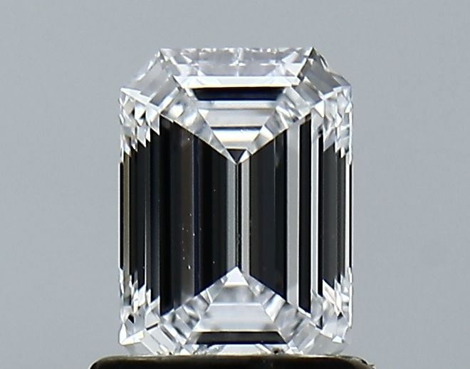 Loose Lab Diamond IGI Emerald 1.01ct D IF: Loose Lab Diamond IGI Emerald 1.01ct D IF Loose lab-grown diamond IGI certified, emerald cut, 1.01ct, D color, IF clarity, with excellent polish and symmetry, measuring 7.05L x 4.89W x 3.13H. Item Spe