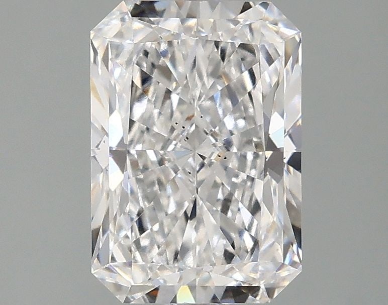 Loose Lab Diamond IGI Radiant 2.09ct D VS2: Loose Lab Diamond IGI Radiant 2.09ct D VS2 The 2.09ct lab-grown diamond in D color with VS2 clarity is IGI certified, measuring 9.08L x 6.29W x 4.15H. Item Specifics: Source: This Is A Real Diamond Gr
