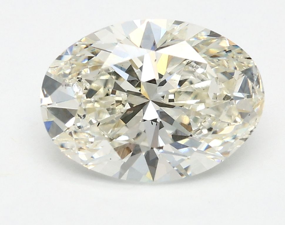 Loose Lab Diamond IGI Oval 2.06ct I SI2: Loose Lab Diamond IGI Oval 2.06ct I SI2 This 2.06ct Loose Lab Diamond, IGI certified, showcases an I color and SI2 clarity, with excellent polish and symmetry, measuring 9.92L x 7.18W x 4.58H. Item Sp