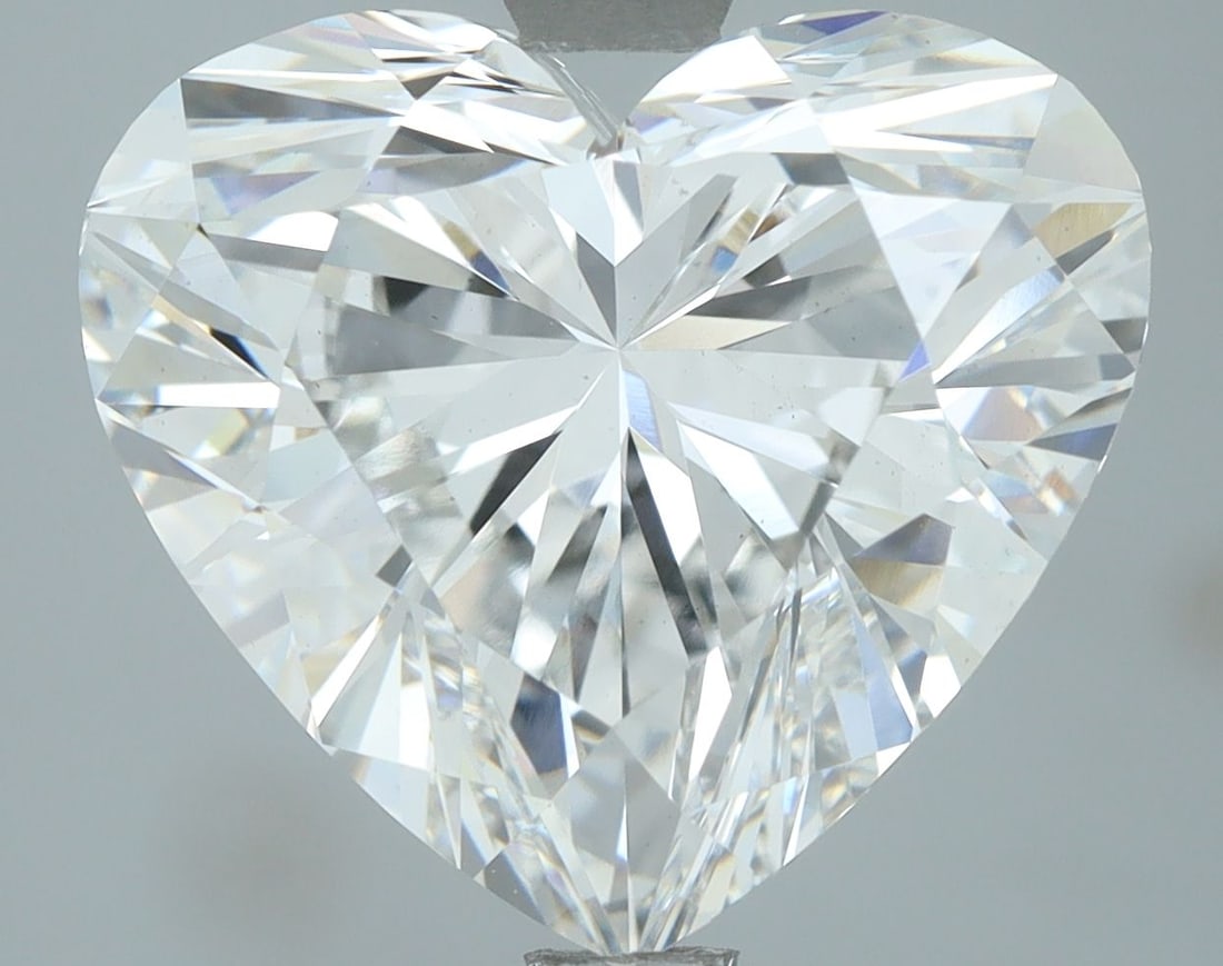 Loose Lab Diamond IGI Heart 4.06ct E VS1: Loose Lab Diamond IGI Heart 4.06ct E VS1 Loose Lab Diamond IGI Heart 4.06ct in E color and VS1 clarity, featuring excellent polish and symmetry, measures 10.03L x 11.23W x 6.35H. Item Specifics: Sourc
