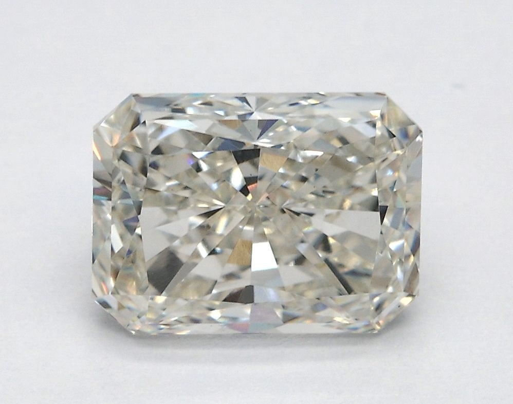 Loose Lab Diamond IGI Radiant 2.07ct H VS1: Loose Lab Diamond IGI Radiant 2.07ct H VS1 Loose Lab Diamond IGI Radiant 2.07ct H VS1 with a color grade of H and clarity of VS1, measuring 8.23L x 6.22W x 4.32H, certified by IGI. Item Specifics: Sou