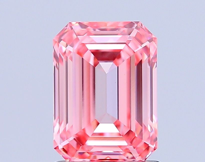 Loose Lab Diamond IGI Emerald 1.6ct Fancy Vivid Pink VS1: Loose Lab Diamond IGI Emerald 1.6ct Fancy Vivid Pink VS1 Loose Lab Diamond IGI Emerald 1.6ct, Fancy Vivid Pink color, VS1 clarity, with excellent polish and symmetry; measurements of 7.81L x 5.64W x 3