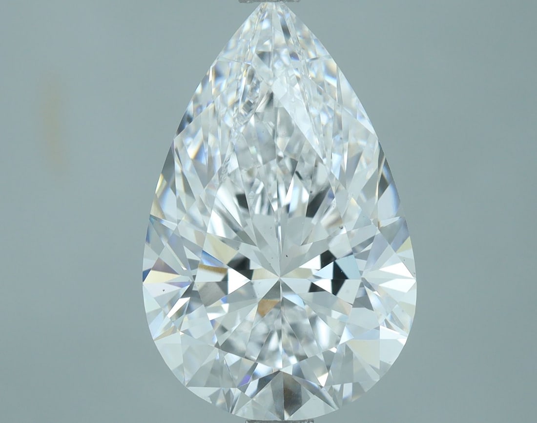 IGI Pear 4.0ct D VS2 - Lab Diamond Loose: IGI Pear 4.0ct D VS2 - Lab Diamond Loose Loose lab-created pear diamond weighing 4.0ct with color grade D, clarity VS2, and excellent polish and symmetry; certified by IGI. Item Specifics: Source: Thi