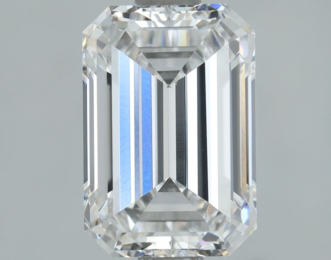Loose Lab Diamond IGI Emerald 1.7ct E VS1 (1 of 1)