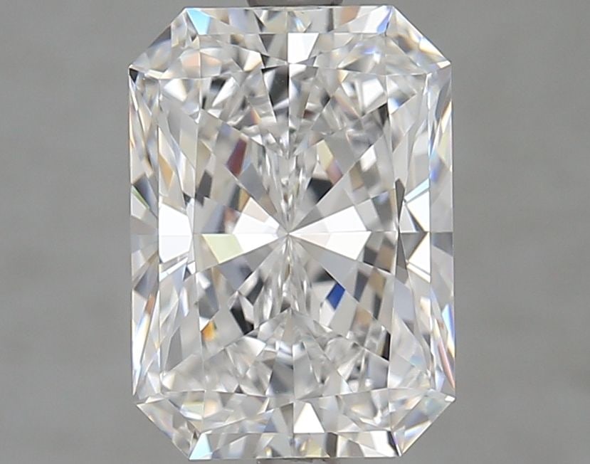 Loose Lab Diamond GIA Radiant 3.26ct D VVS1: Loose Lab Diamond GIA Radiant 3.26ct D VVS1 Loose Lab Diamond GIA Radiant, 3.26ct, D color, VVS1 clarity, with excellent polish and symmetry, measurements: 10.34L X 7.39W X 5.05H, certified by GIA. It
