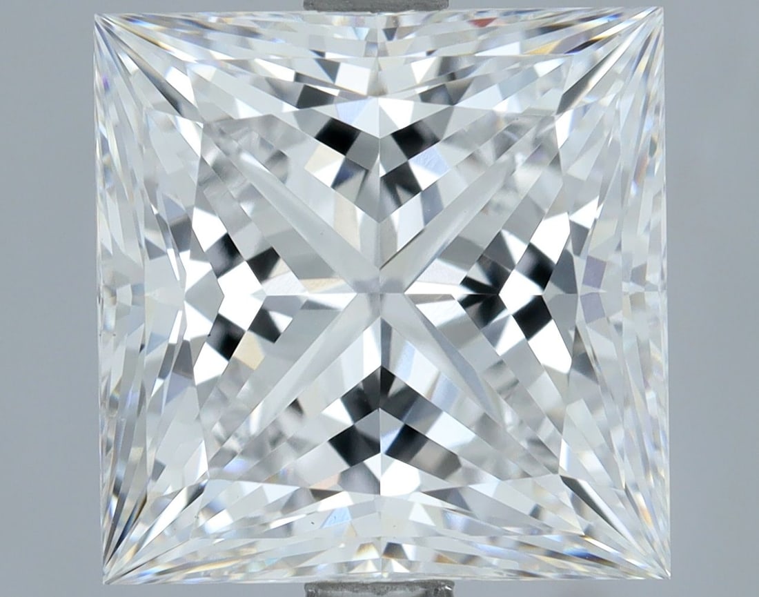 Loose Lab Diamond IGI Princess 3.52ct D VS1: Loose Lab Diamond IGI Princess 3.52ct D VS1 Loose lab-grown diamond, IGI certified, princess cut, 3.52ct, color D, clarity VS1, excellent polish and symmetry, measurements 8.48L x 8.45W x 5.82H. Item