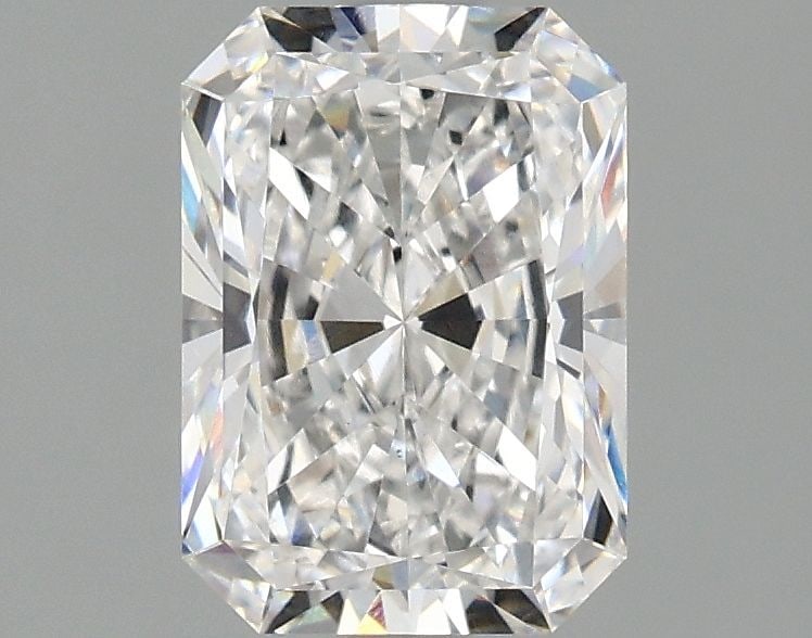 Radiant IGI 1.58ct E VVS2 - Loose Lab Diamond: Radiant IGI 1.58ct E VVS2 - Loose Lab Diamond The Radiant IGI Loose Lab Diamond weighs 1.58ct with E color and VVS2 clarity, certified by IGI, measuring 8.22L x 5.85W x 3.88H. Item Specifics: Source: