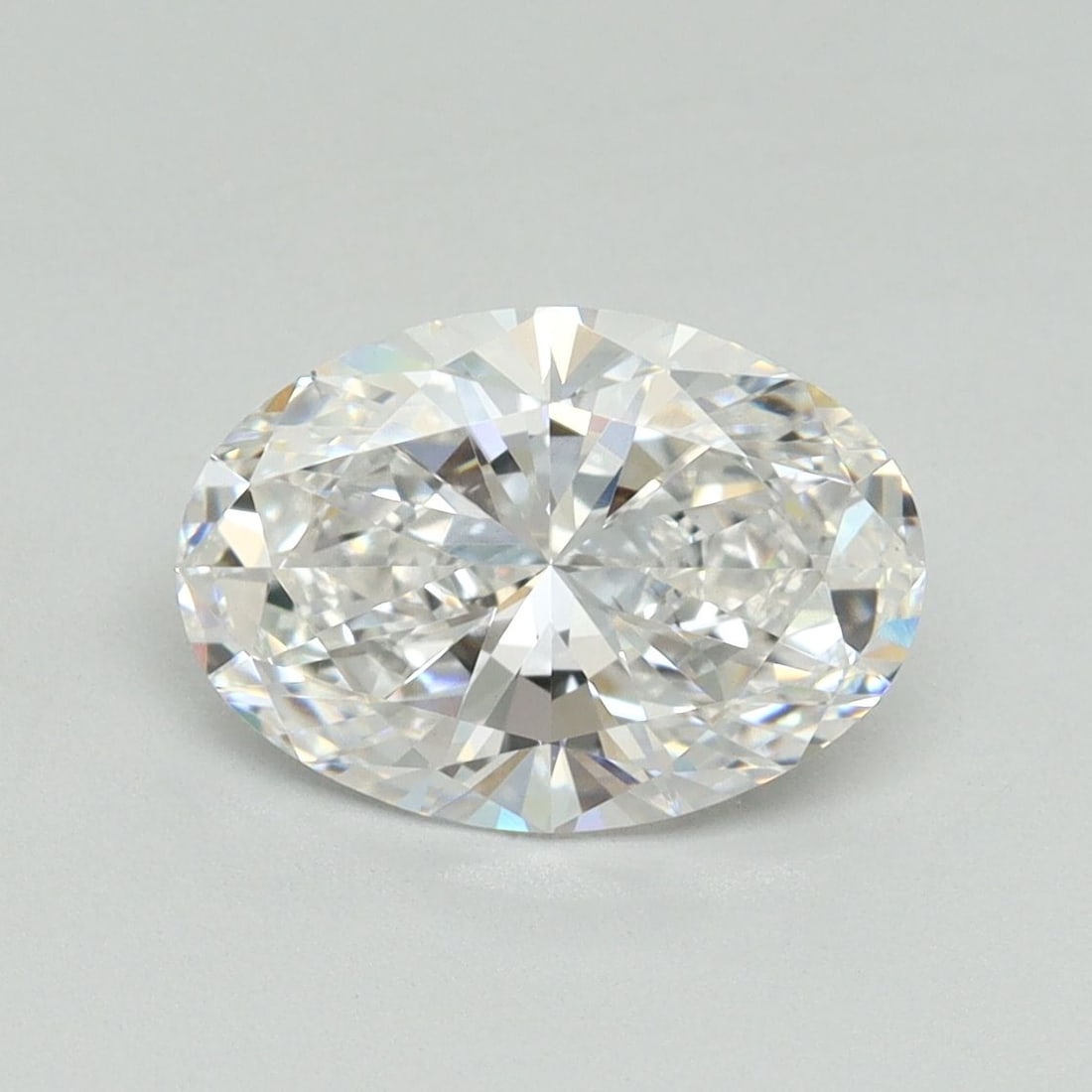 Loose Lab Diamond IGI Oval 2.05ct D VS1: Loose Lab Diamond IGI Oval 2.05ct D VS1 Loose Lab Diamond IGI certified, weighing 2.05 carats, features an oval cut with D color and VS1 clarity. Measurements are 10.29L x 7.23W x 4.42H. Item