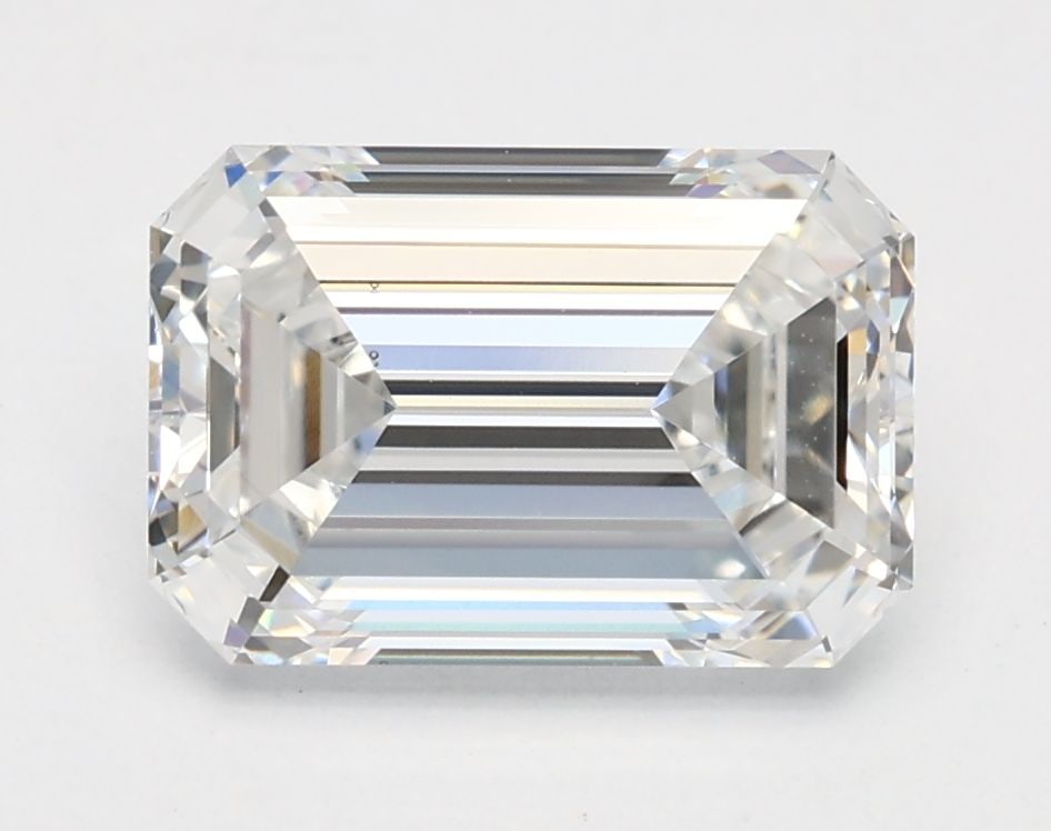 IGI Loose Lab Diamond Emerald 2.06ct E VS1: IGI Loose Lab Diamond Emerald 2.06ct E VS1 Loose lab-grown diamond, IGI certified, 2.06ct, E color, VS1 clarity, with measurements of 8.92L x 6.03W x 3.95H. Item Specifics: Source: This Is A Real Diam