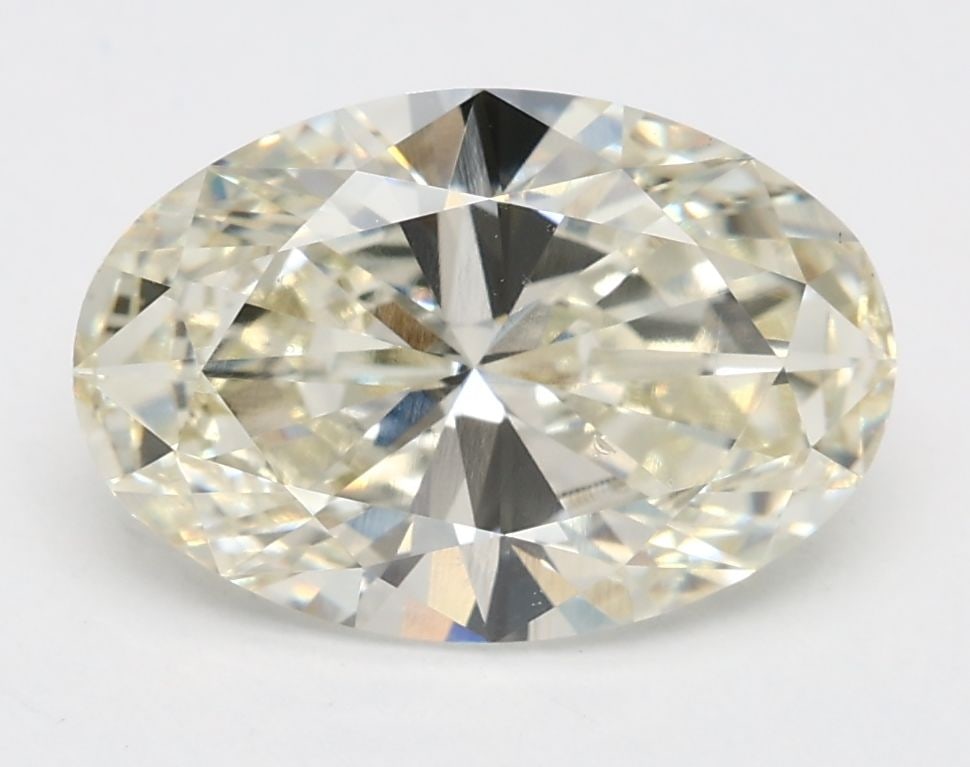 Loose Lab Diamond IGI Oval 2.06ct J VS2: Loose Lab Diamond IGI Oval 2.06ct J VS2 Loose lab-grown diamond, IGI-certified, weighing 2.06ct, with color J and clarity VS2, featuring excellent polish and symmetry, and measuring 10.66L x 7.15W x 4
