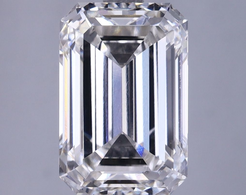 Loose Lab Diamond IGI Emerald 3.78ct G VS1 (1 of 1)