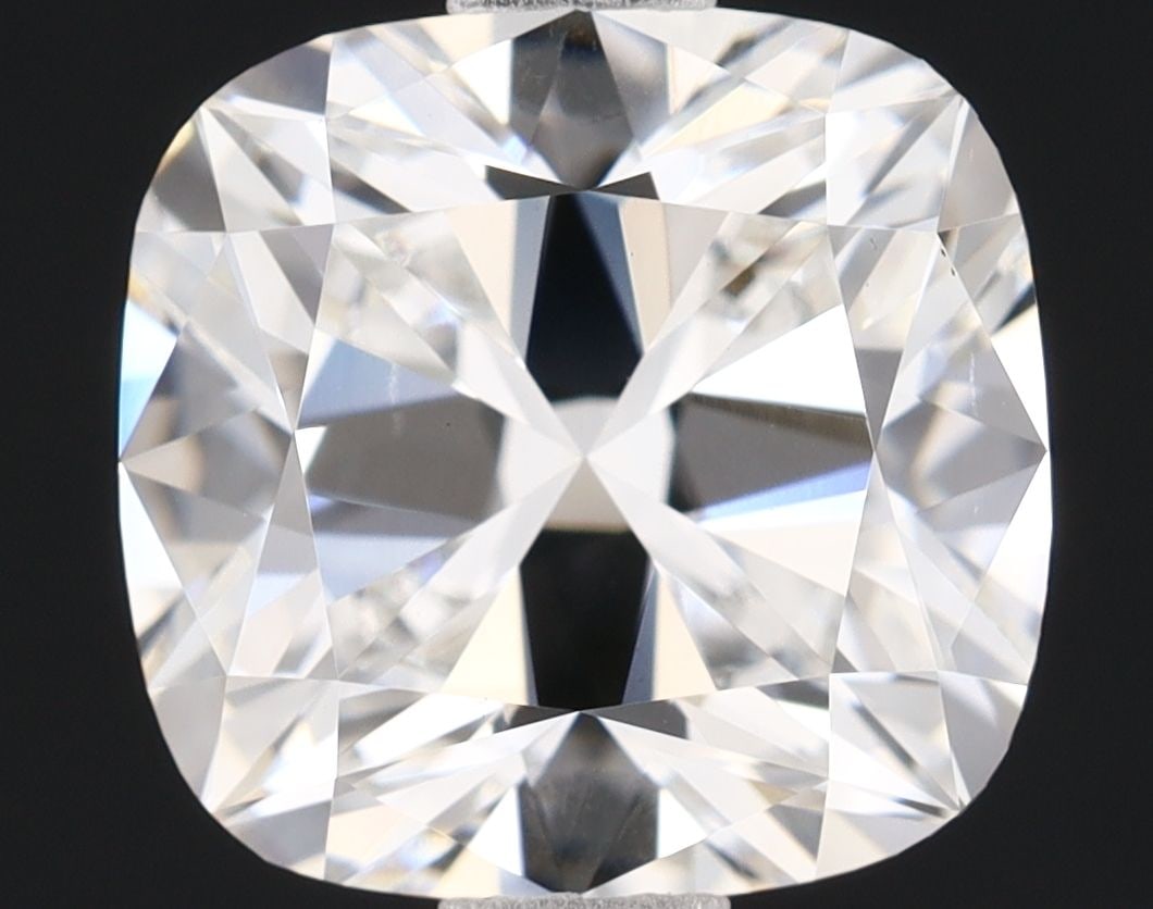 Loose Lab Diamond GIA Cushion Brilliant 1.74ct E VS1: Loose Lab Diamond GIA Cushion Brilliant 1.74ct E VS1 Loose Lab Diamond GIA Cushion Brilliant, 1.74ct E VS1, displays very good symmetry and excellent polish with dimensions of 7.47L x 7.21W x 4.52H, c
